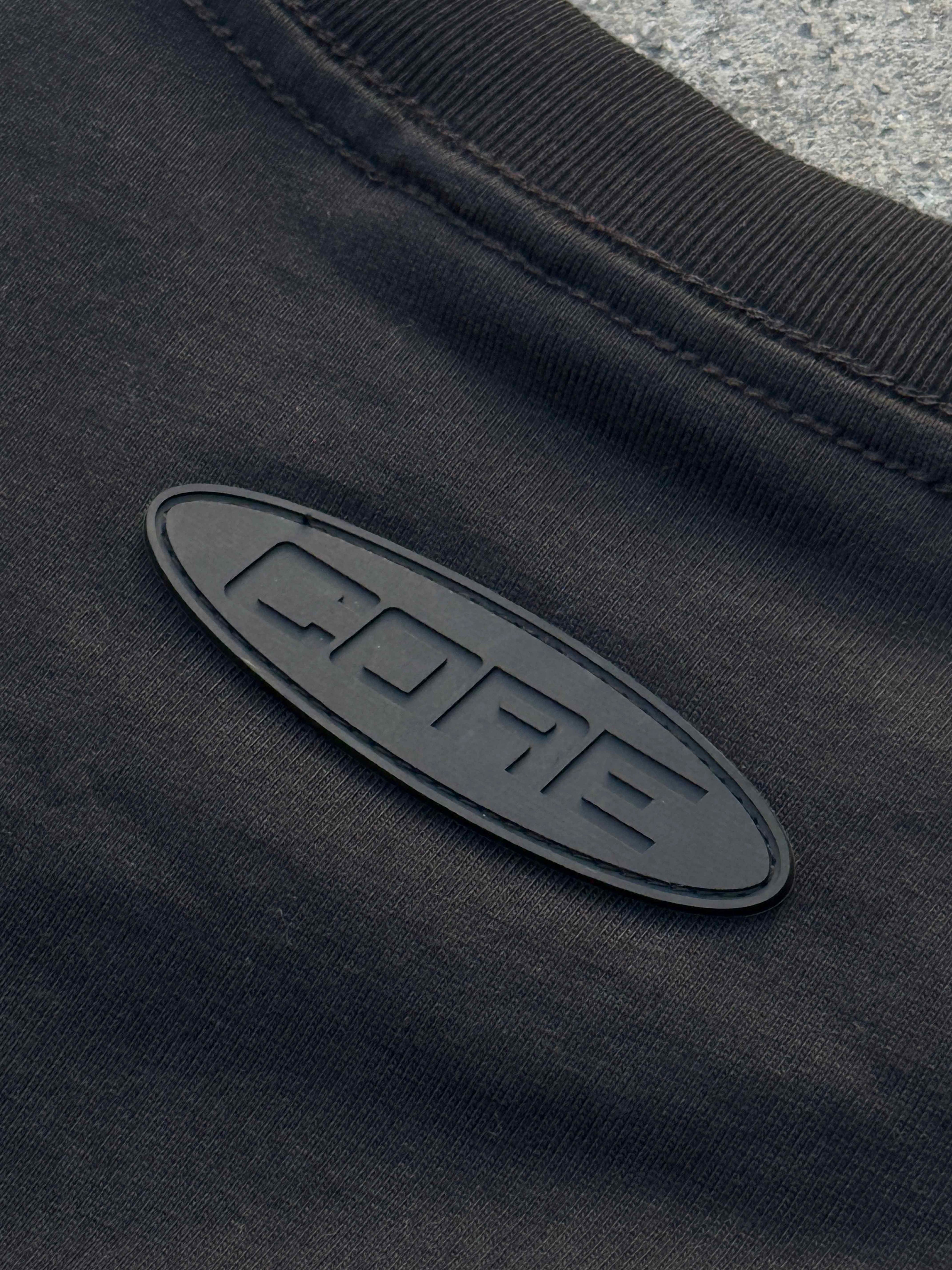 CORE Essentials T-Shirt Ater (Size Down)