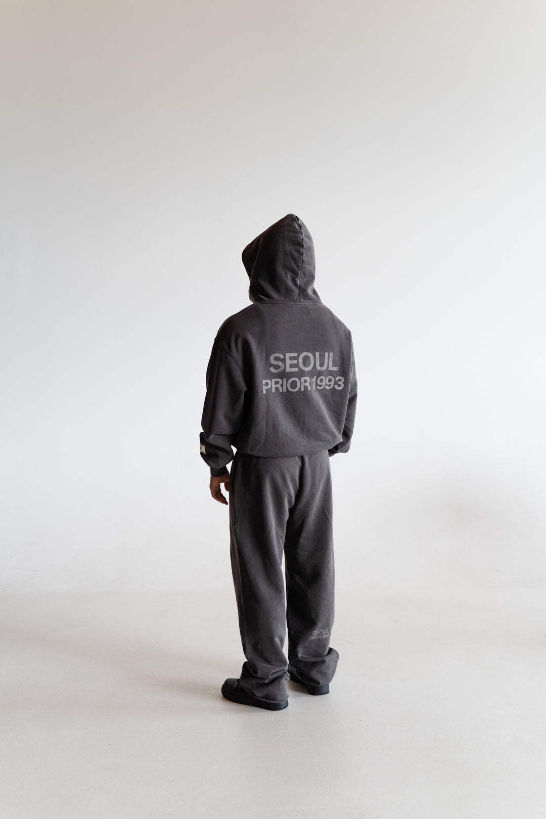 Prior Seoul Collection Raw Hem Relaxed Pants Washed Anthracite