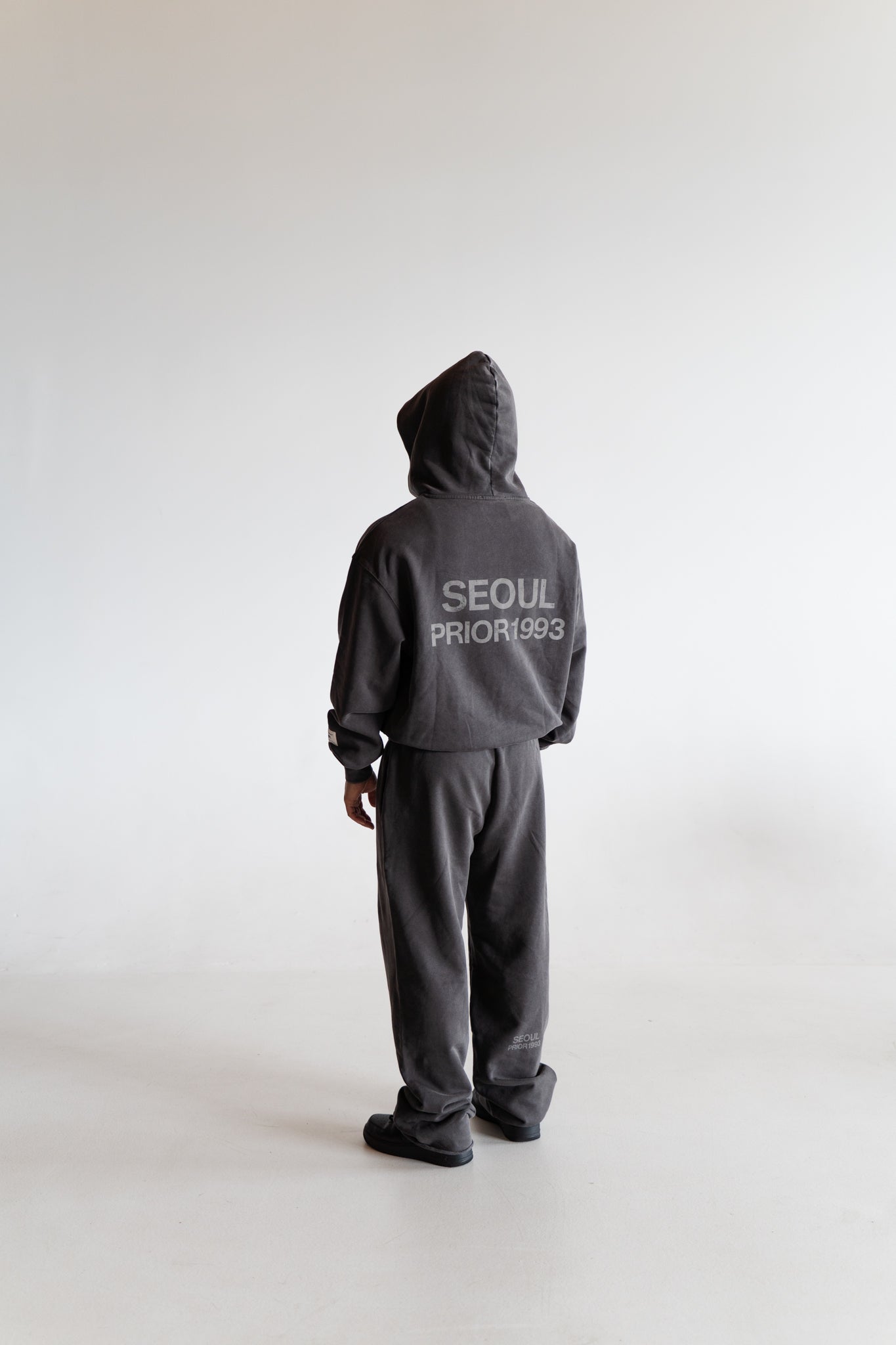Prior Seoul Collection Raw Hem Relaxed Pants Washed Anthracite