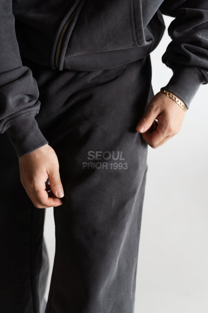 Prior Seoul Collection Raw Hem Relaxed Pants Washed Anthracite
