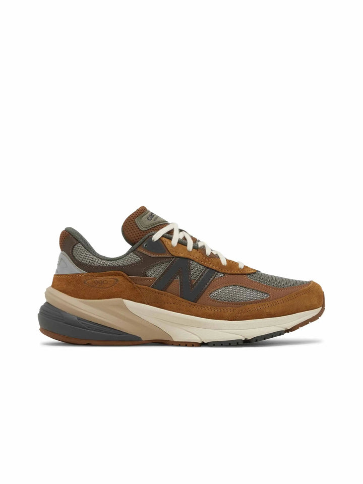 New Balance 990v6 Carhartt WIP Sculpture Center in Auckland, New Zealand - Shop name