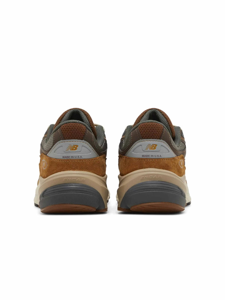 New Balance 990v6 Carhartt WIP Sculpture Center in Auckland, New Zealand - Shop name