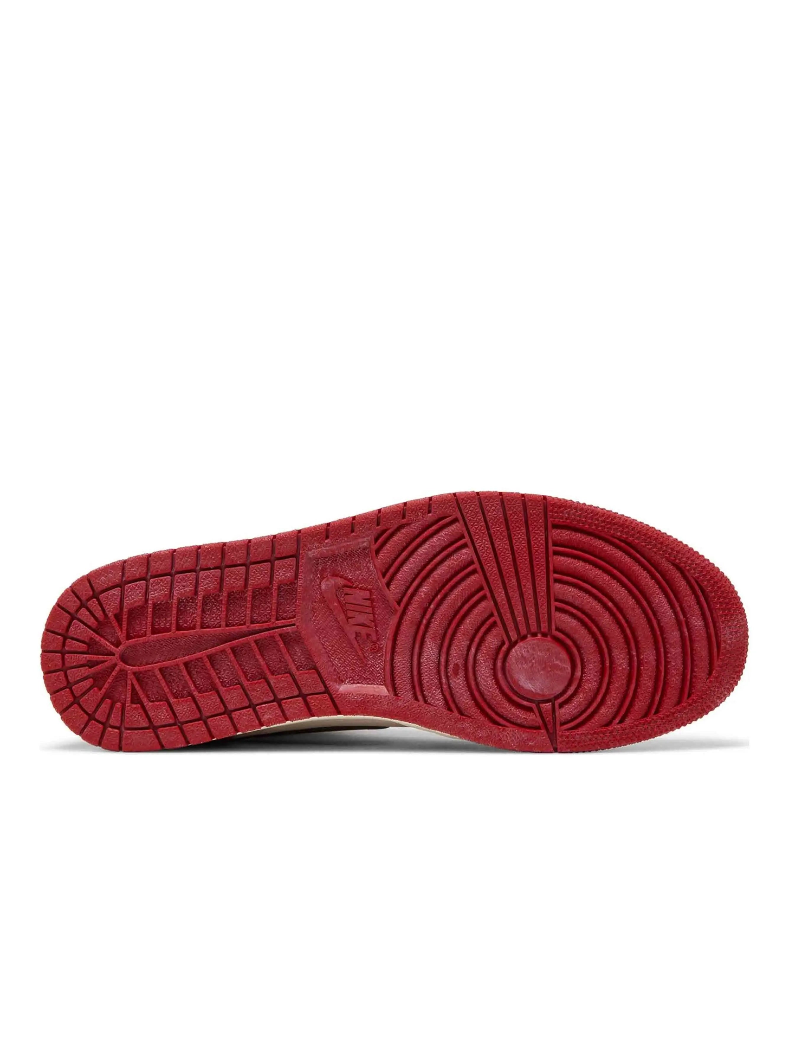 Nike Air Jordan 1 Retro High OG Chicago Lost and Found Prior