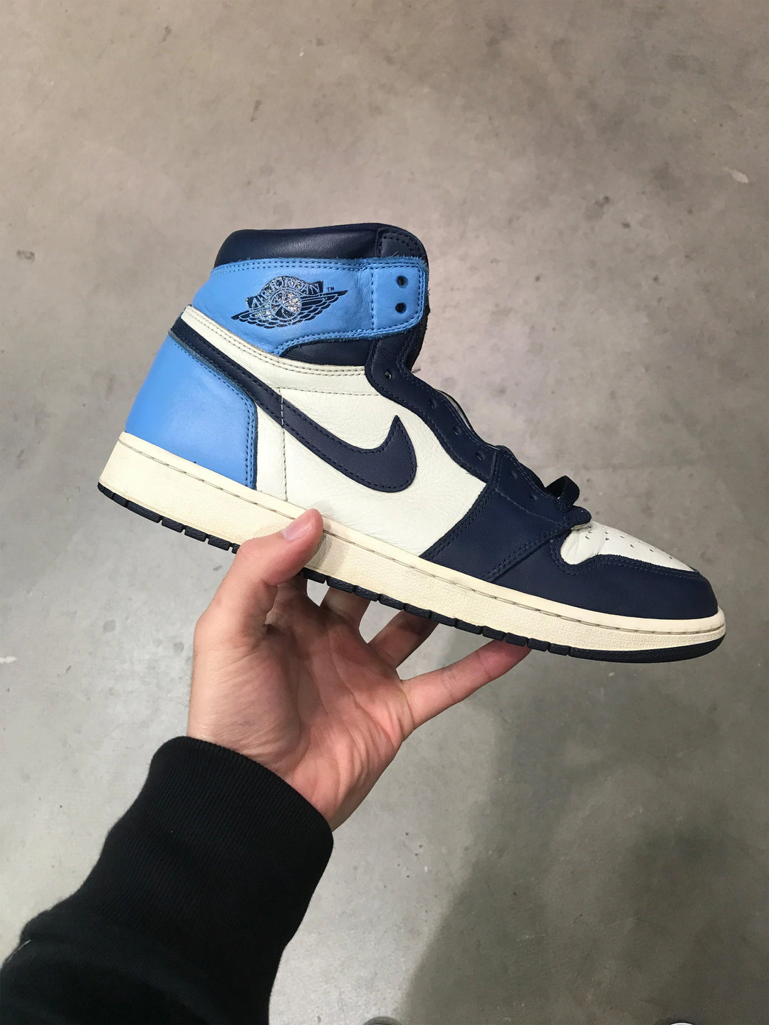 Nike Air Jordan 1 Retro High Obsidian UNC [USED] Prior