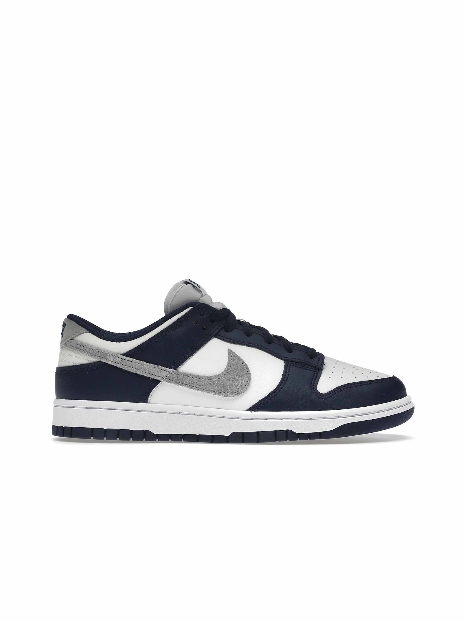 Nike Dunk Low Summit White Midnight Navy Prior