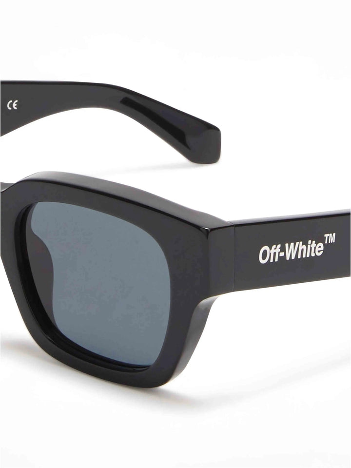 Off-White Zurich Sunglasses Black Prior