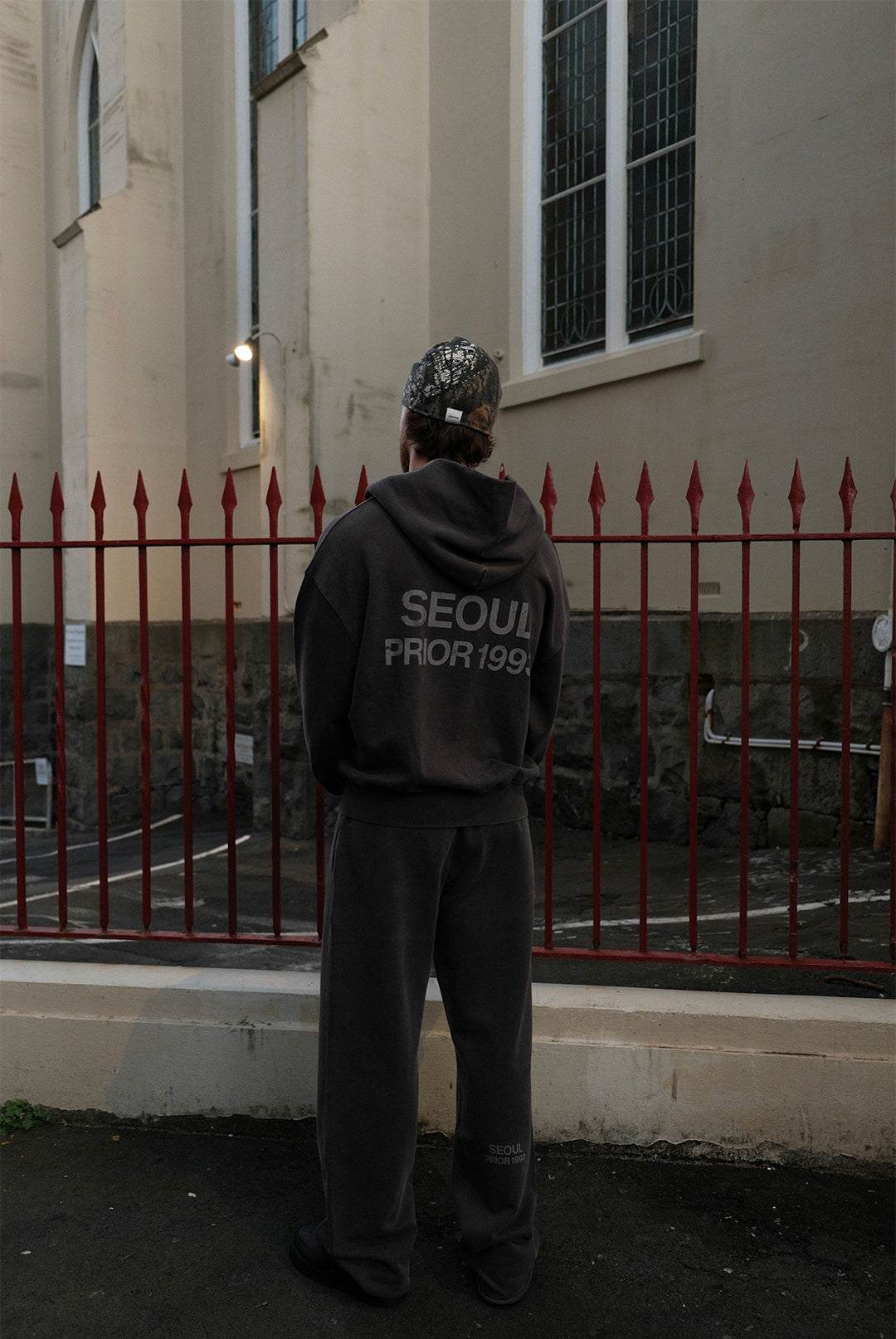 Prior Seoul Collection Raw Hem Relaxed Pants Washed Anthracite