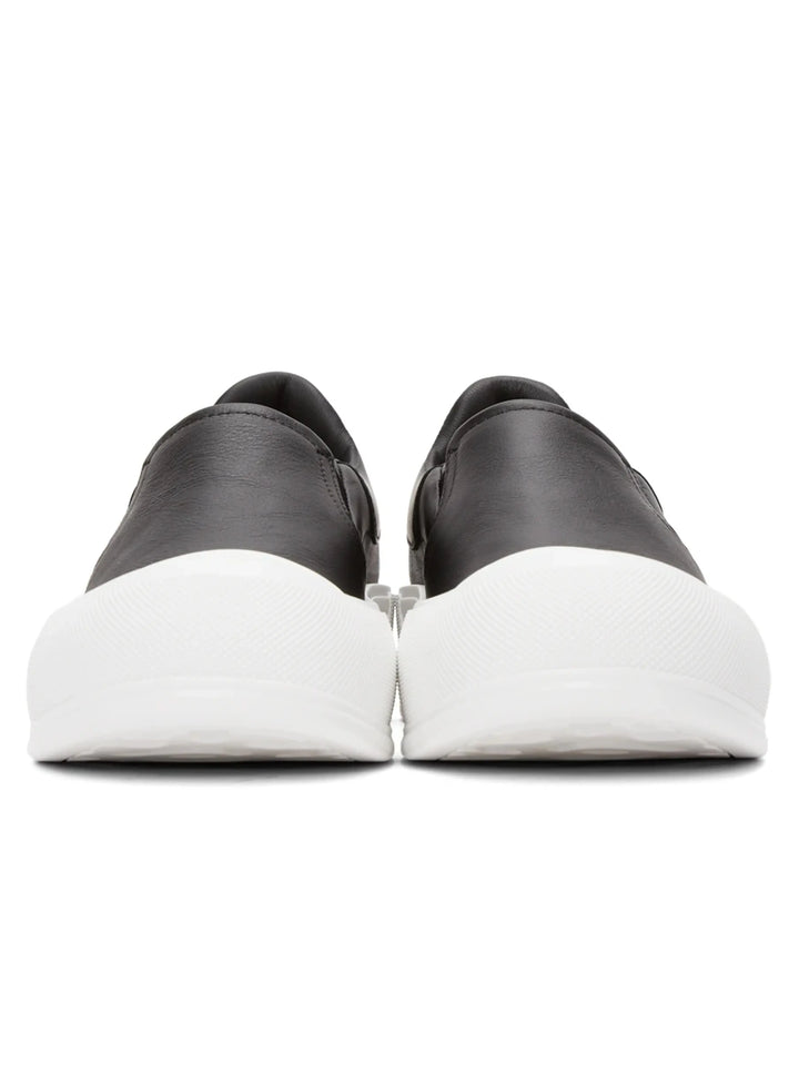 Alexander Mcqueen Black/White Deck Skate Plimsoll Sneakers Prior