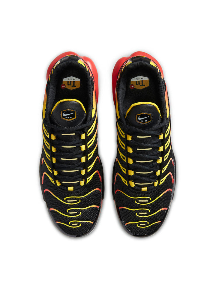 Nike Air Max Plus TN Gradient Black/Red Prior