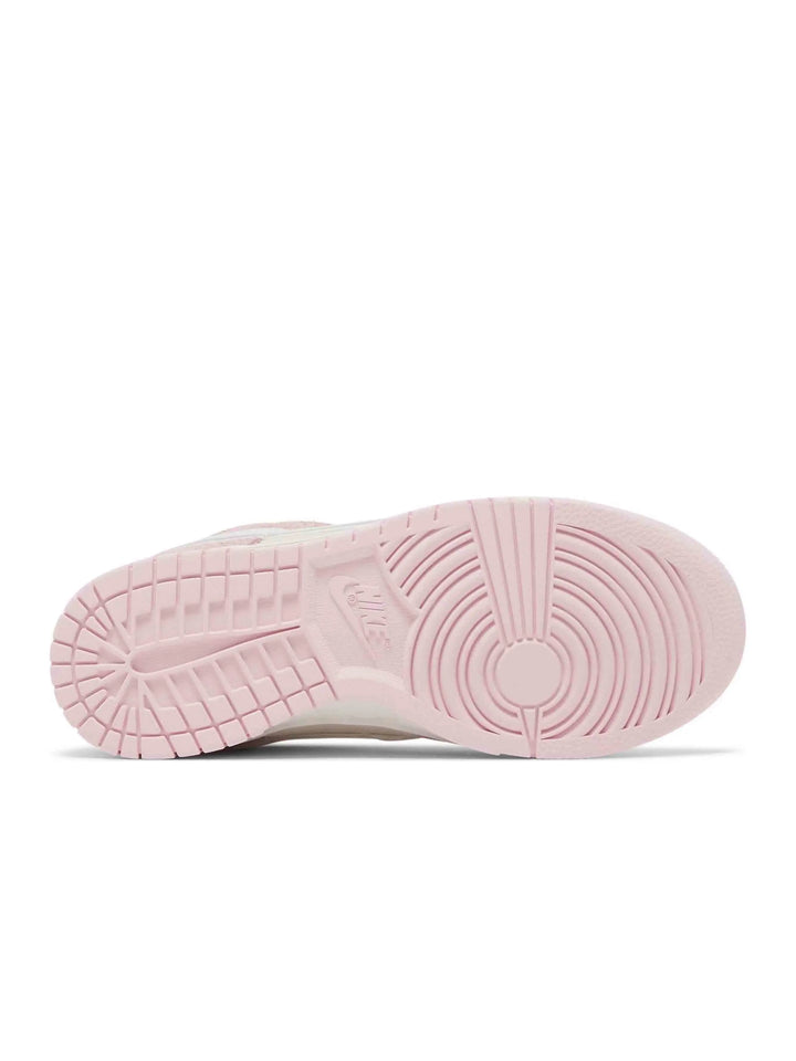 Nike Dunk Low LX Pink Foam (W) Prior