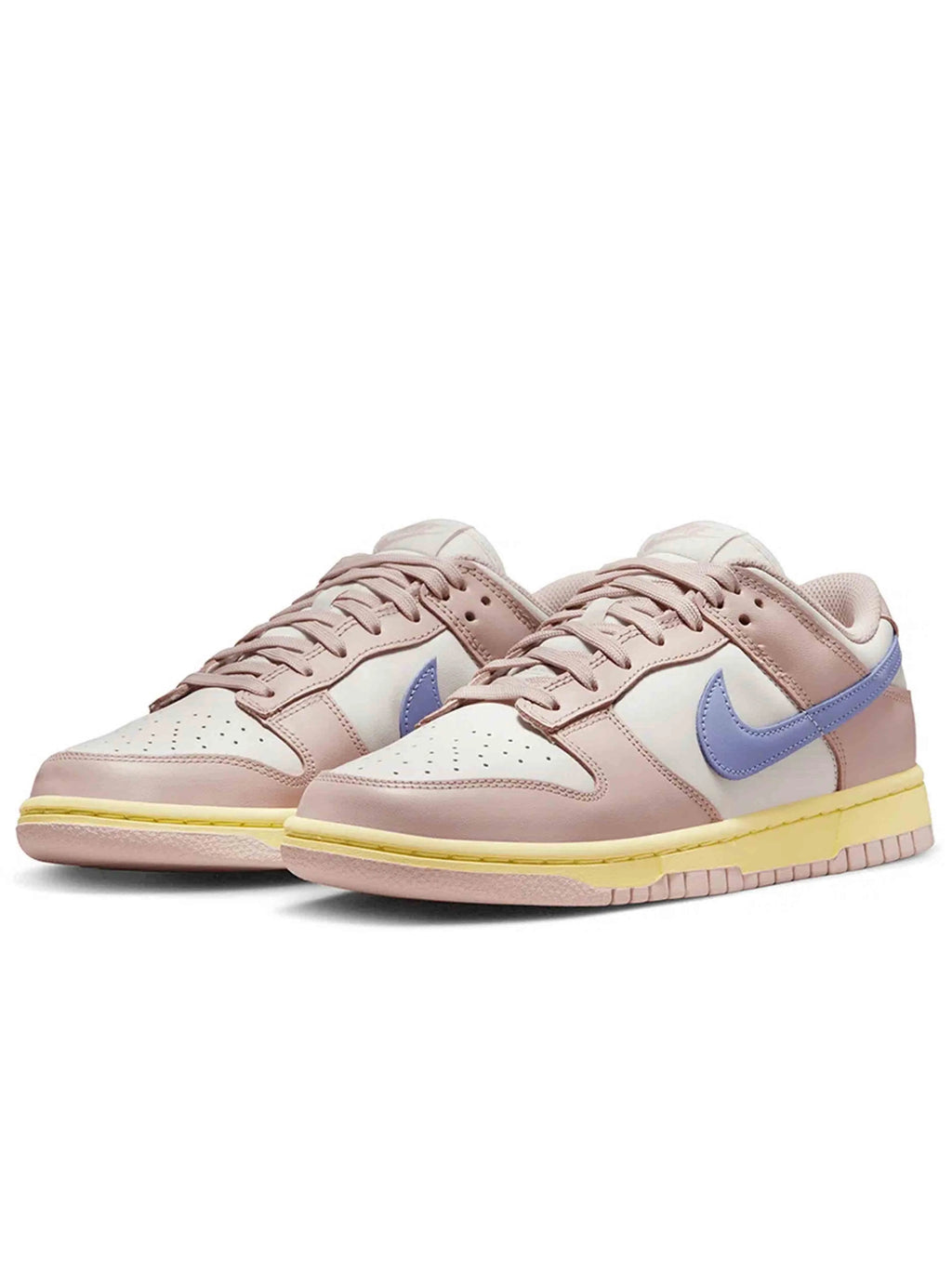 Nike Dunk Low Pink Oxford (W) Prior