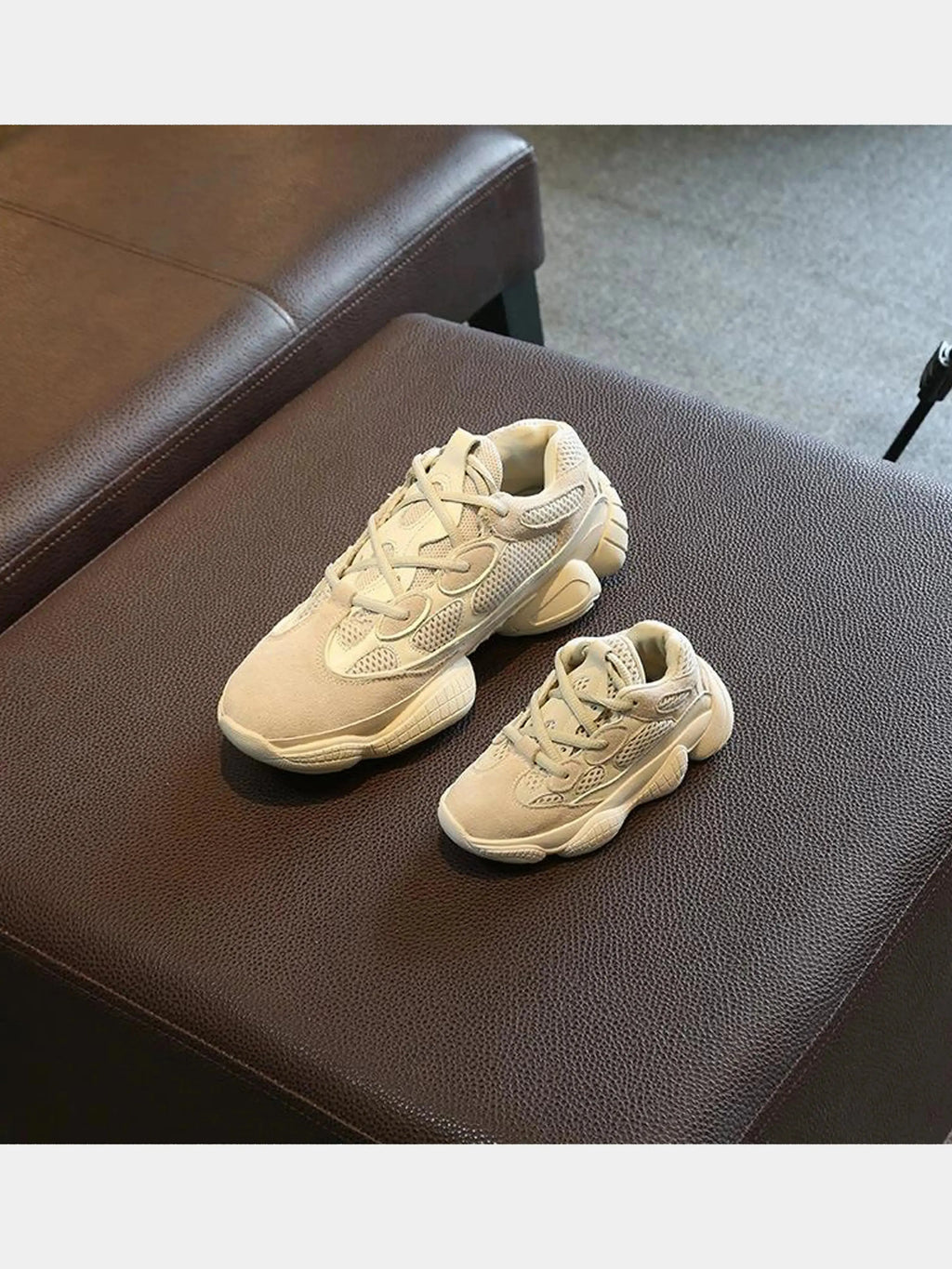 Sneaker Inspired Bag Charm 500 Cream Prior